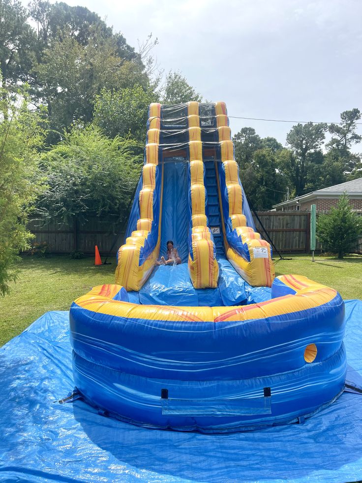18 Foot Golden Wave Water Slide